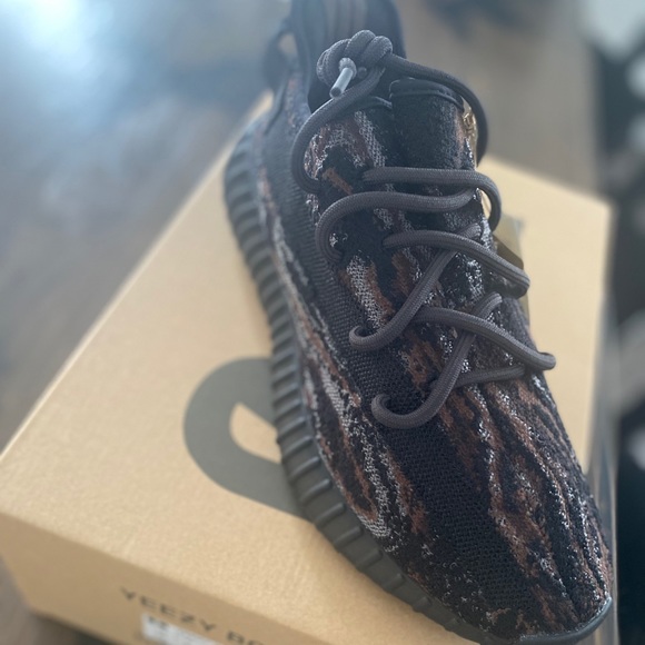 Yeezy boost 350 v2 - Picture 2 of 4